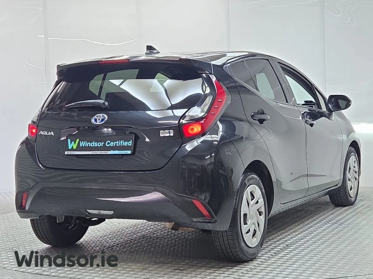Toyota Aqua G 1.5 Hybrid - Image 3