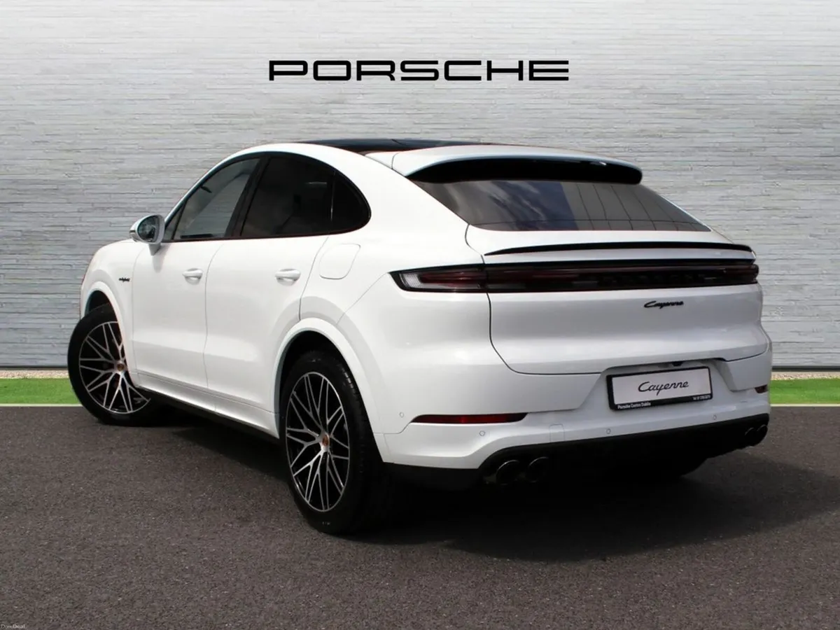 Porsche Cayenne E-Hybrid Coupe Black Edition (New) - Image 3