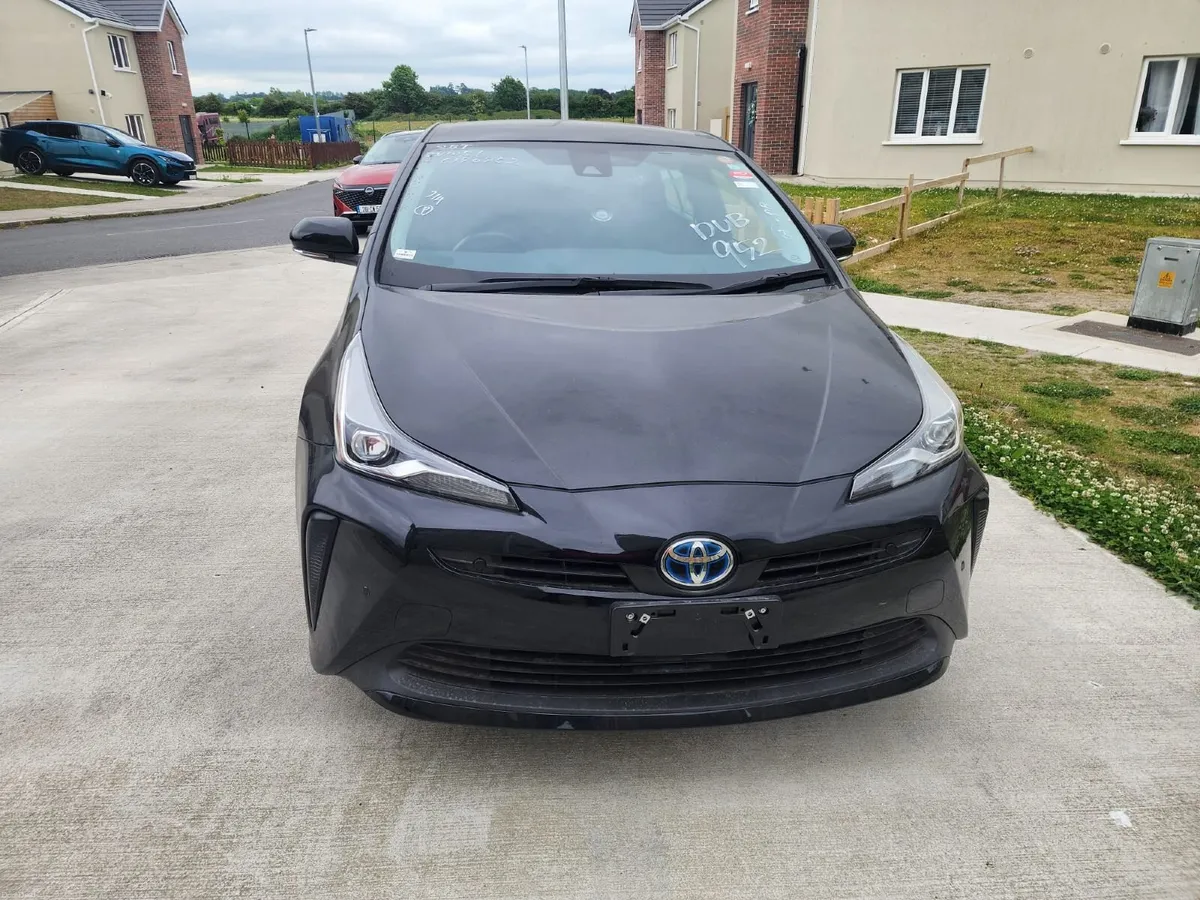 Toyota Prius 2021 (73.km) High Spec + Taxi Plate - Image 2