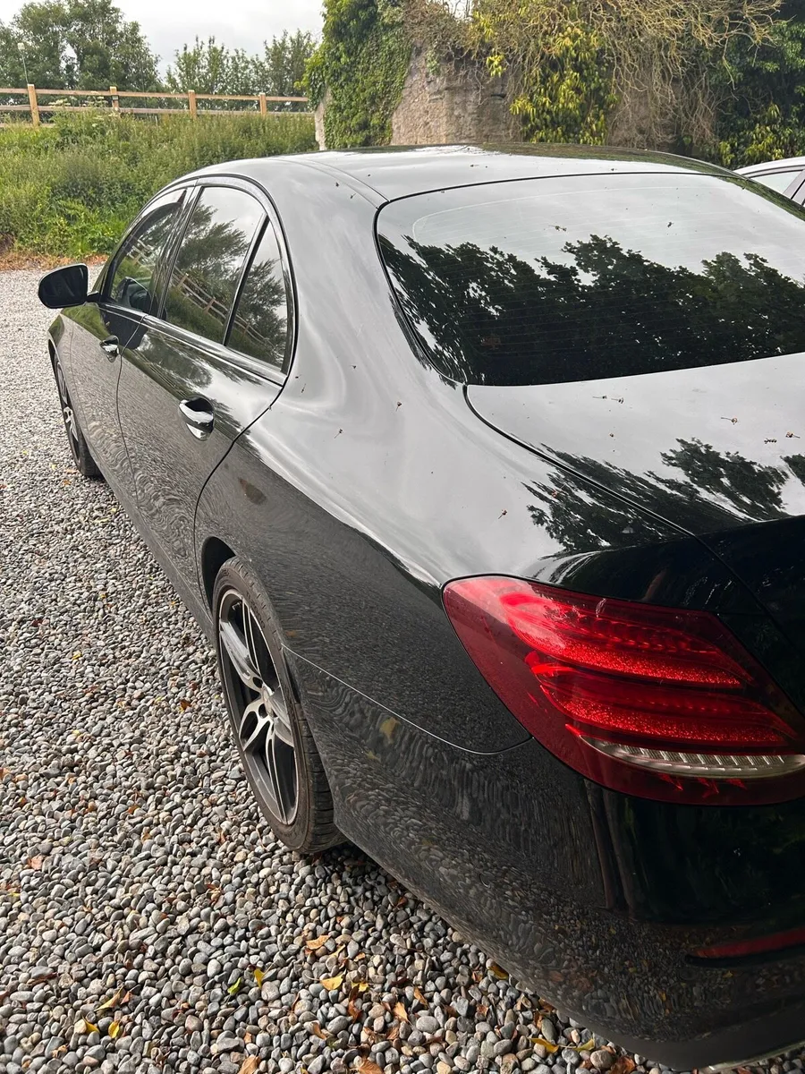 Car - Image 2
