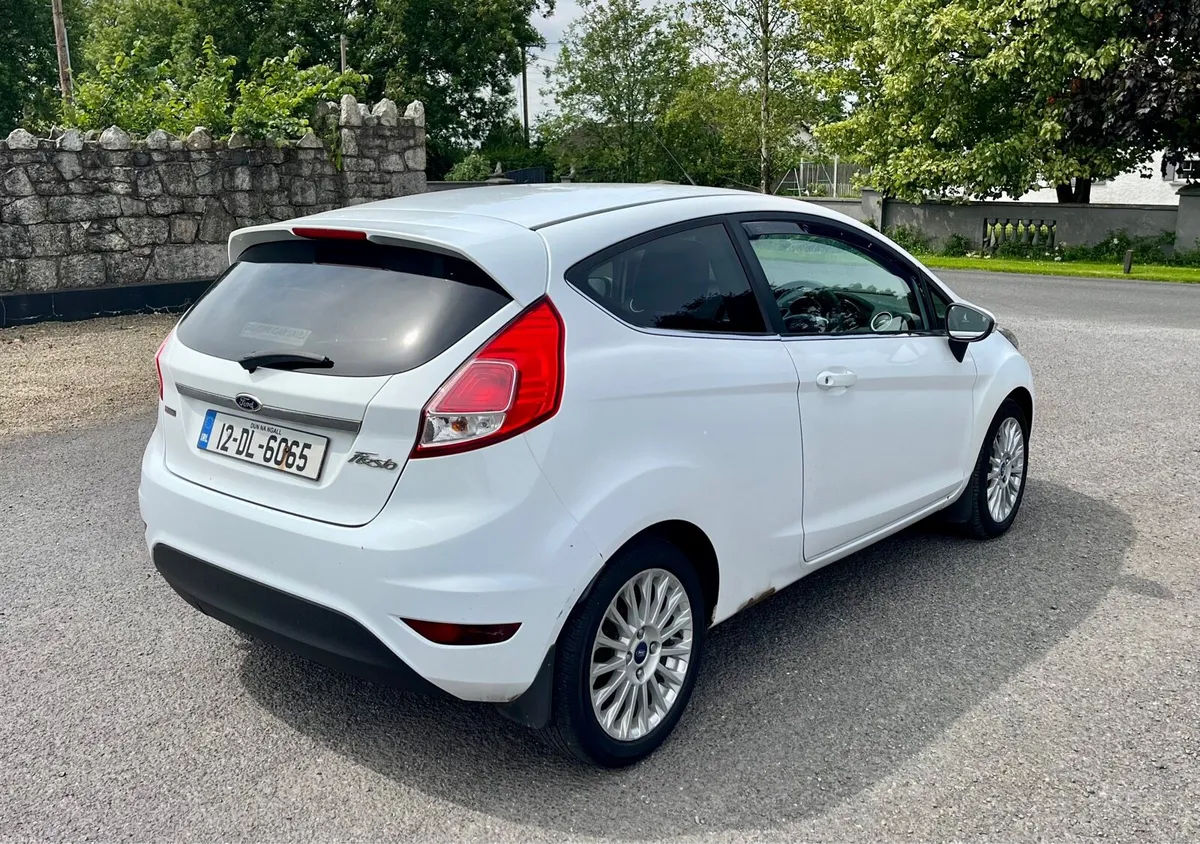 2012 Ford Fiesta 1.0 petrol Titanium NCT&TAX - Image 4