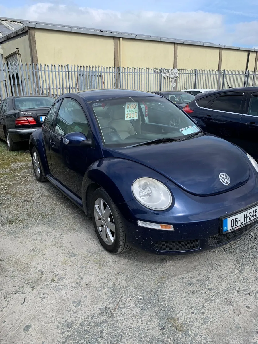 Volkswagen Beetle 2006 - Image 2