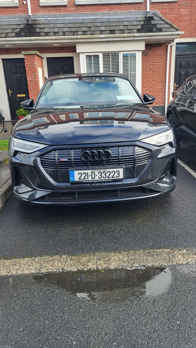 Audi e-tron 2022 - Image 1