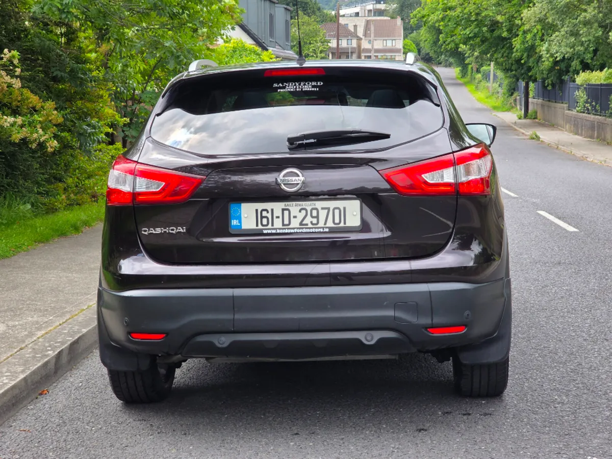 Nissan Qashqai SV Premium E6 4DR - Image 4