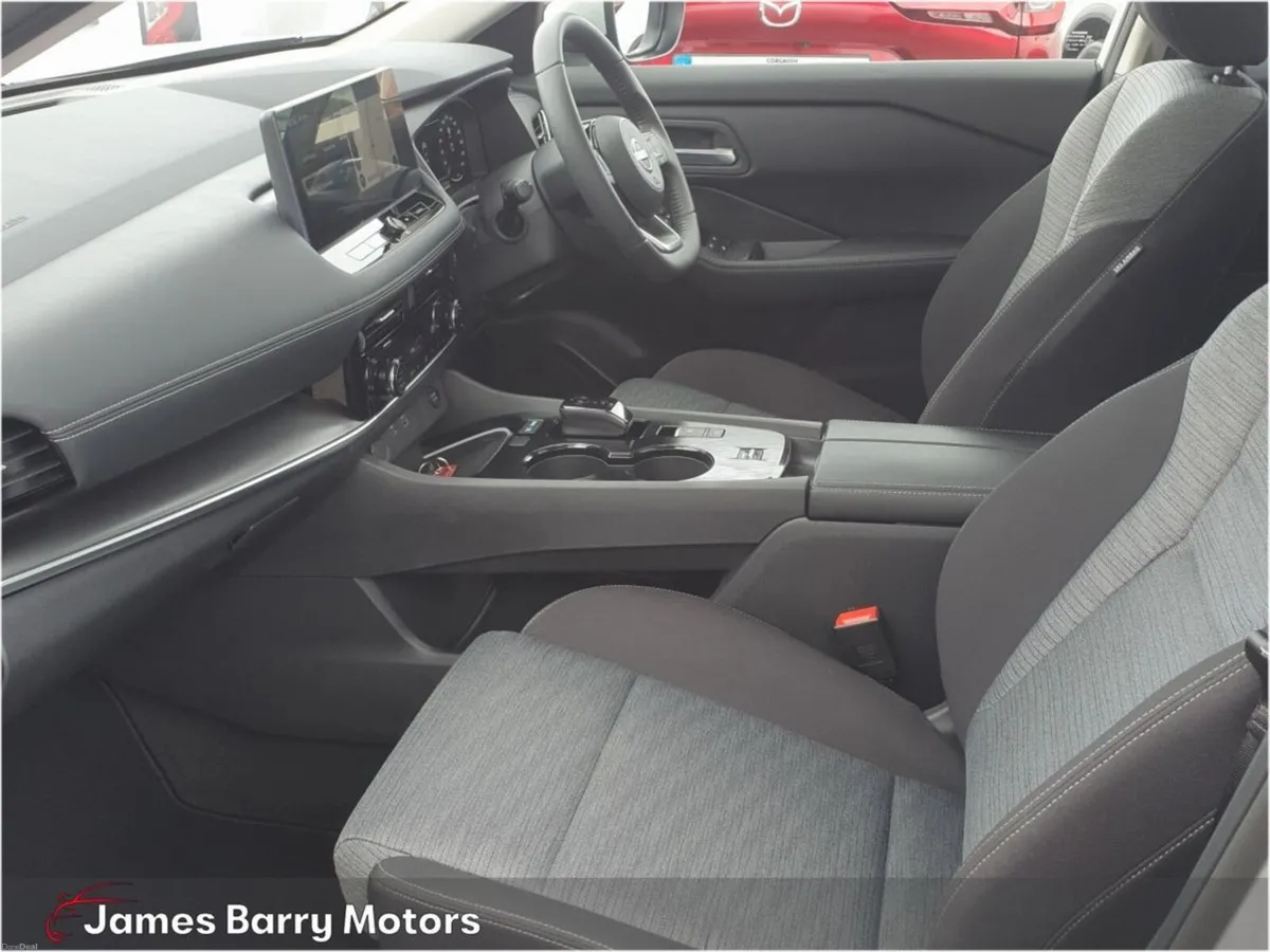 Nissan X-Trail ePOWER X-TRAIL SV PREMIUM 5 SEATER - Image 4
