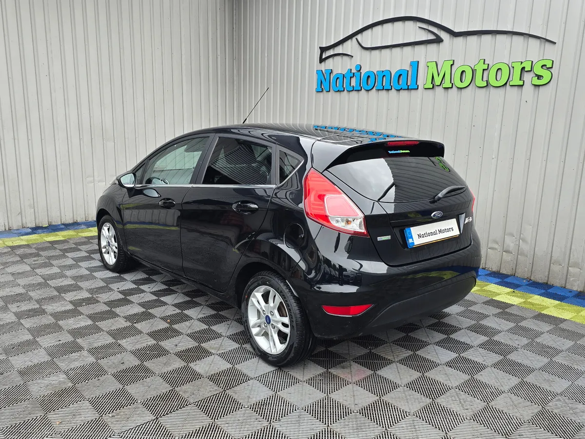 2017 Ford Fiesta 1.0 Petrol - Image 5