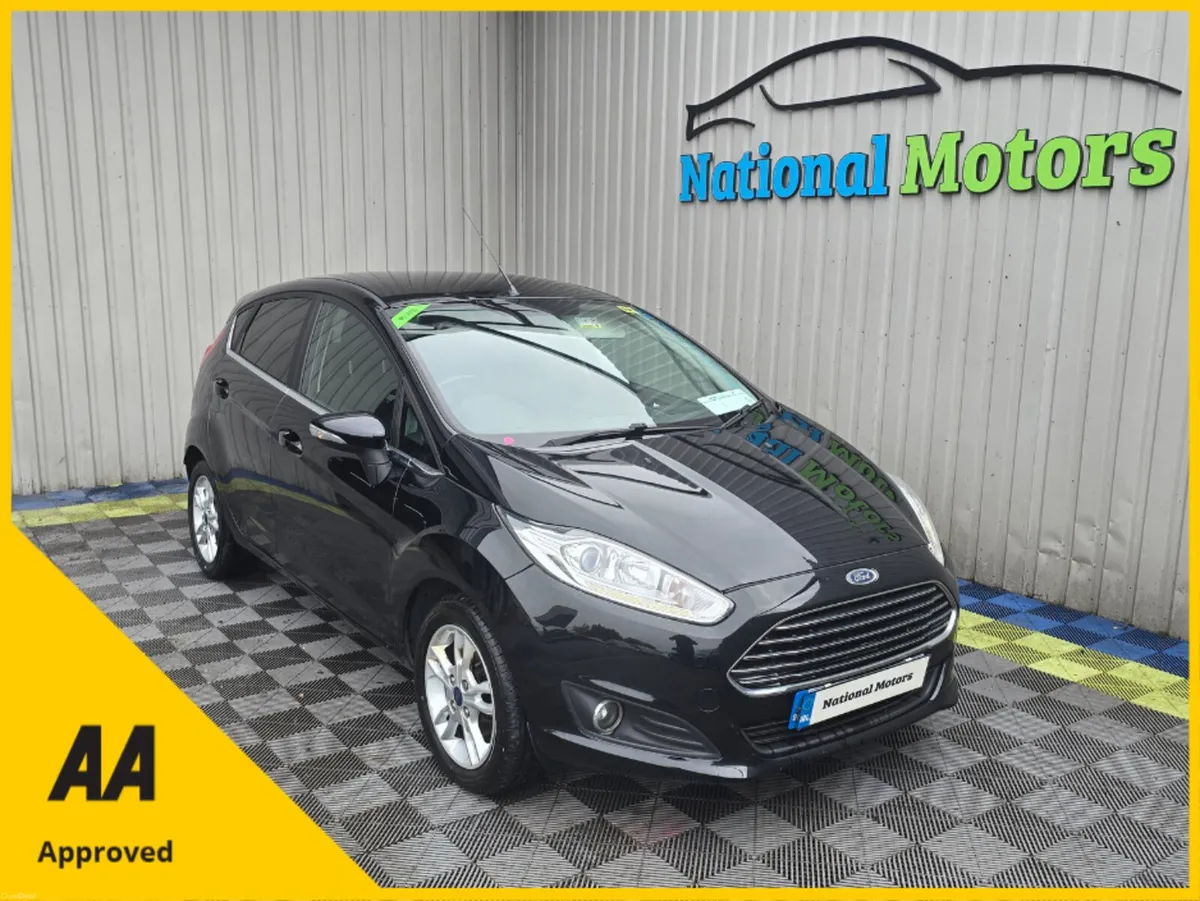 2017 Ford Fiesta 1.0 Petrol - Image 1