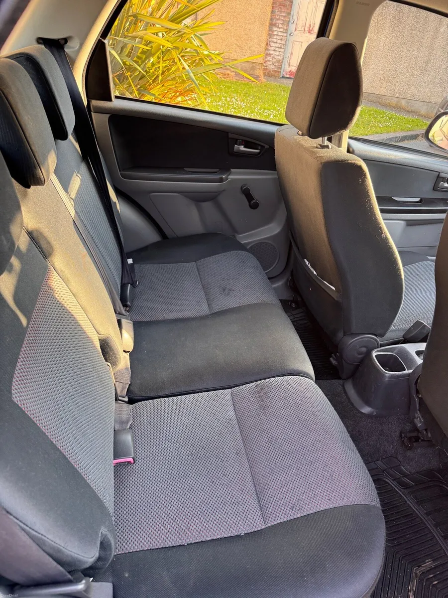 Suzuki SX4 - Image 5