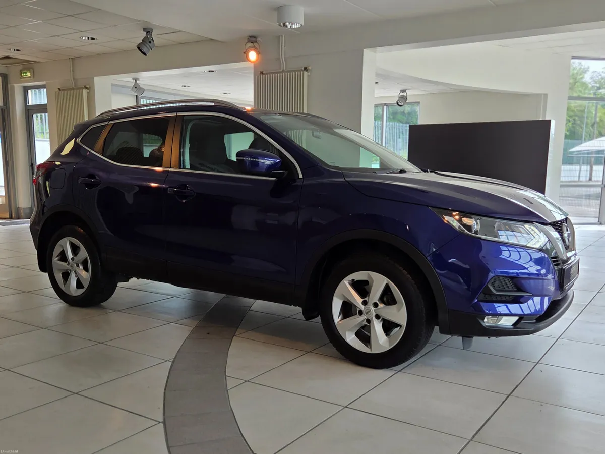 **LOW KMS** Nissan Qashqai 2019 - Image 4