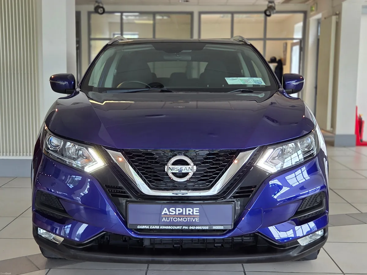 **LOW KMS** Nissan Qashqai 2019 - Image 3