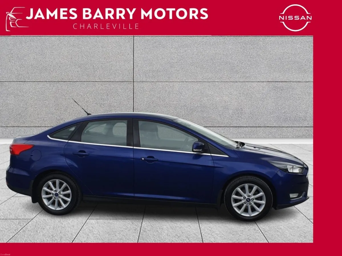 Ford Focus 1.5 TDCi 120PS Titanium // One owner fr - Image 5