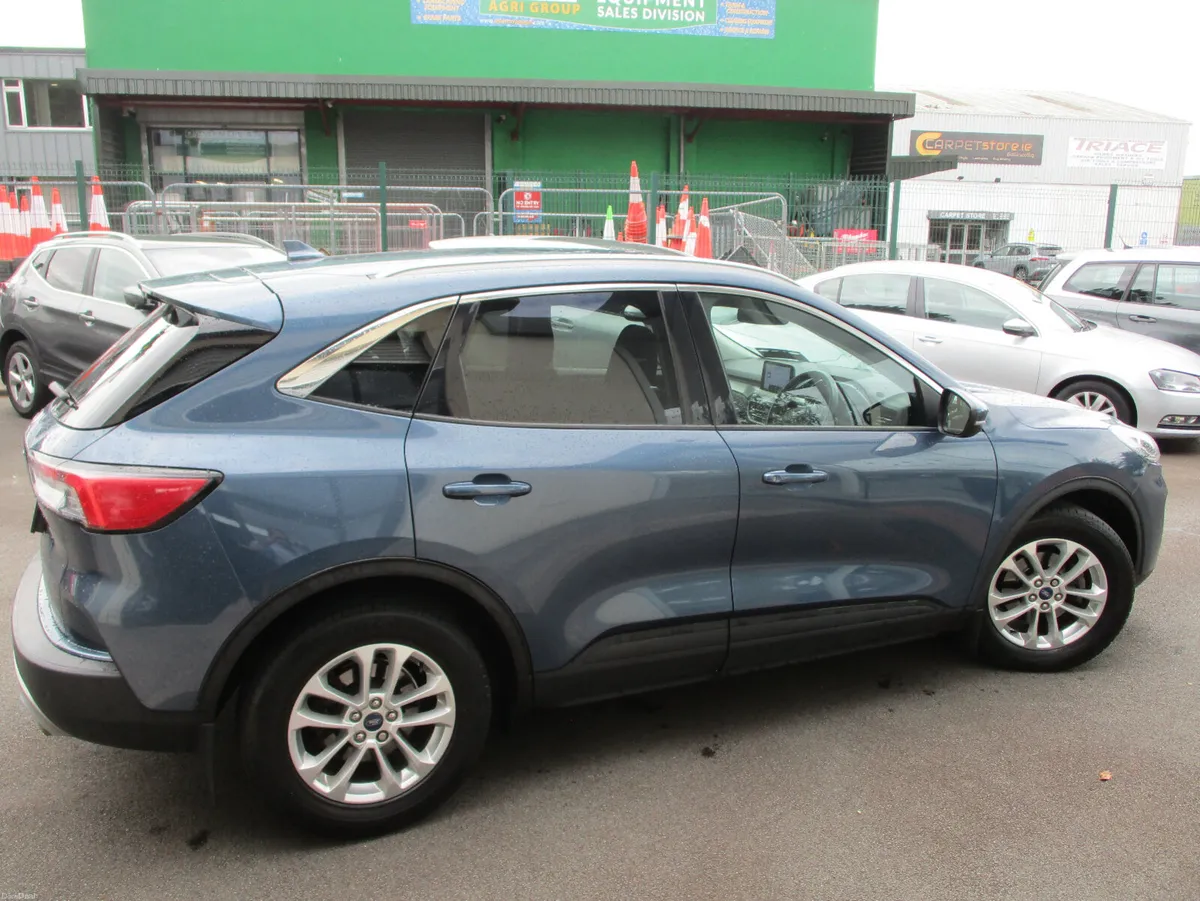 Ford Kuga Titanium 1.5tdi  2021 - Image 4