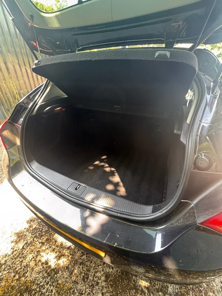 Vauxhall Astra - Image 5