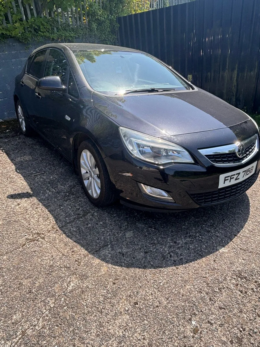 Vauxhall Astra - Image 1
