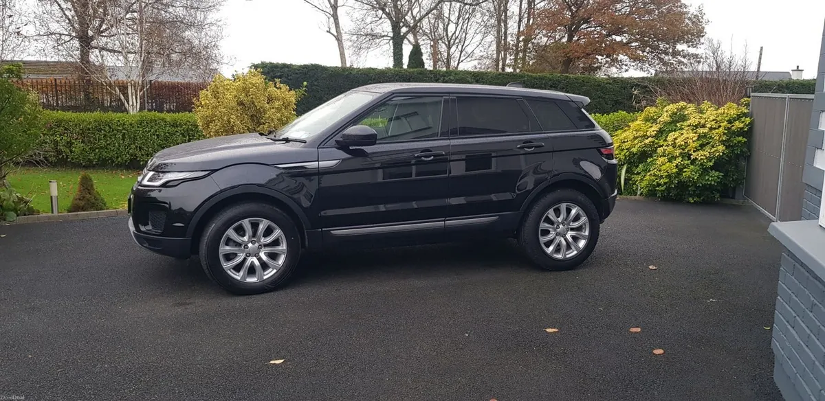 Land Rover Range Rover Evoque 2018 - Image 1
