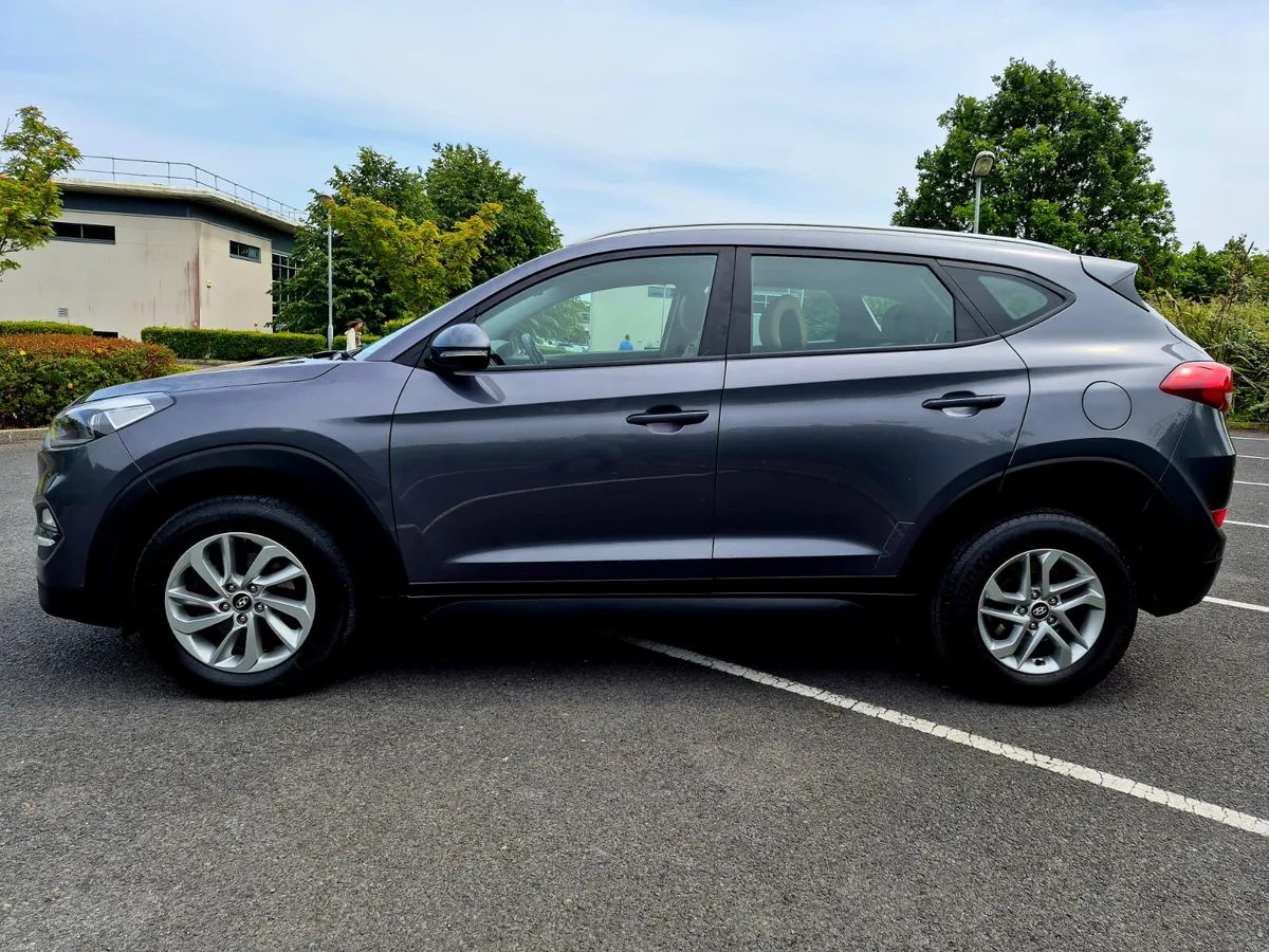 2017 HYUNDAI TUCSON 1.7D EXECUTIVE - Image 2
