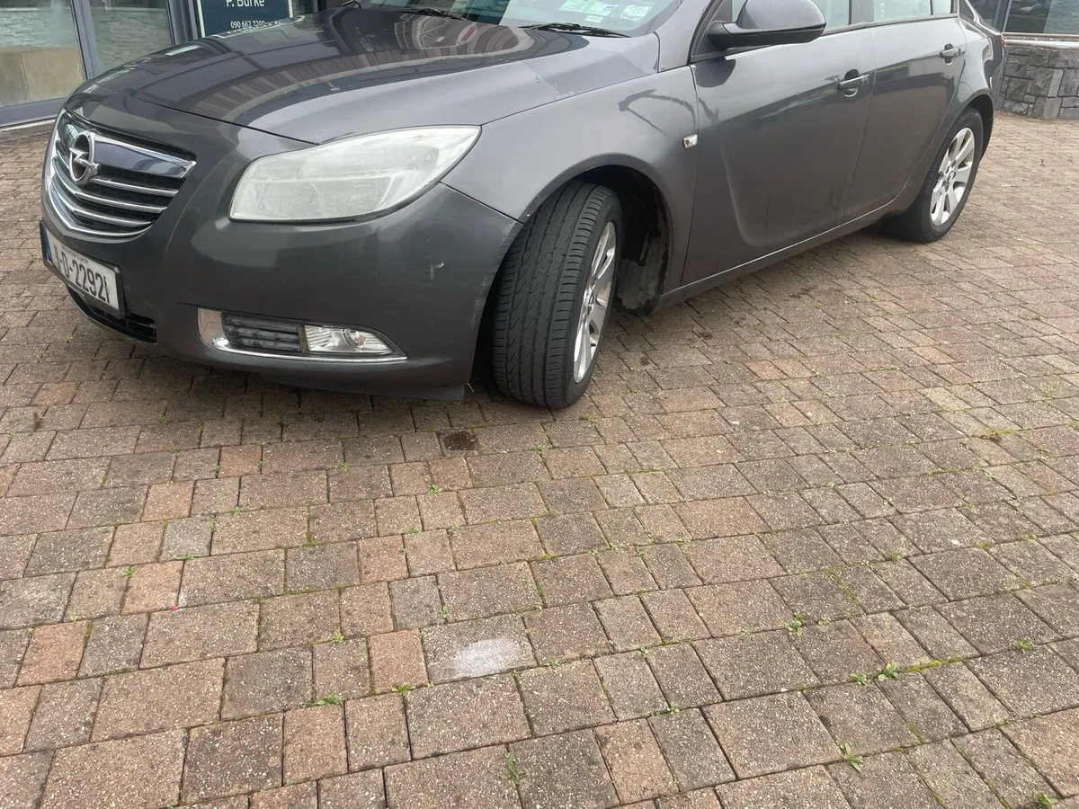 2011 INSIGNIA NCTD AUTOMATIC. FIRST 1k TAKES - Image 3