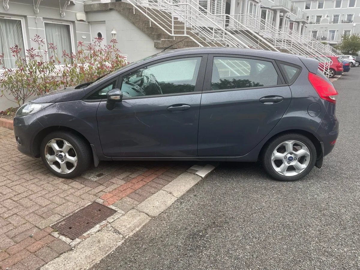 Ford Fiesta Style 1.25L Petrol - Image 3