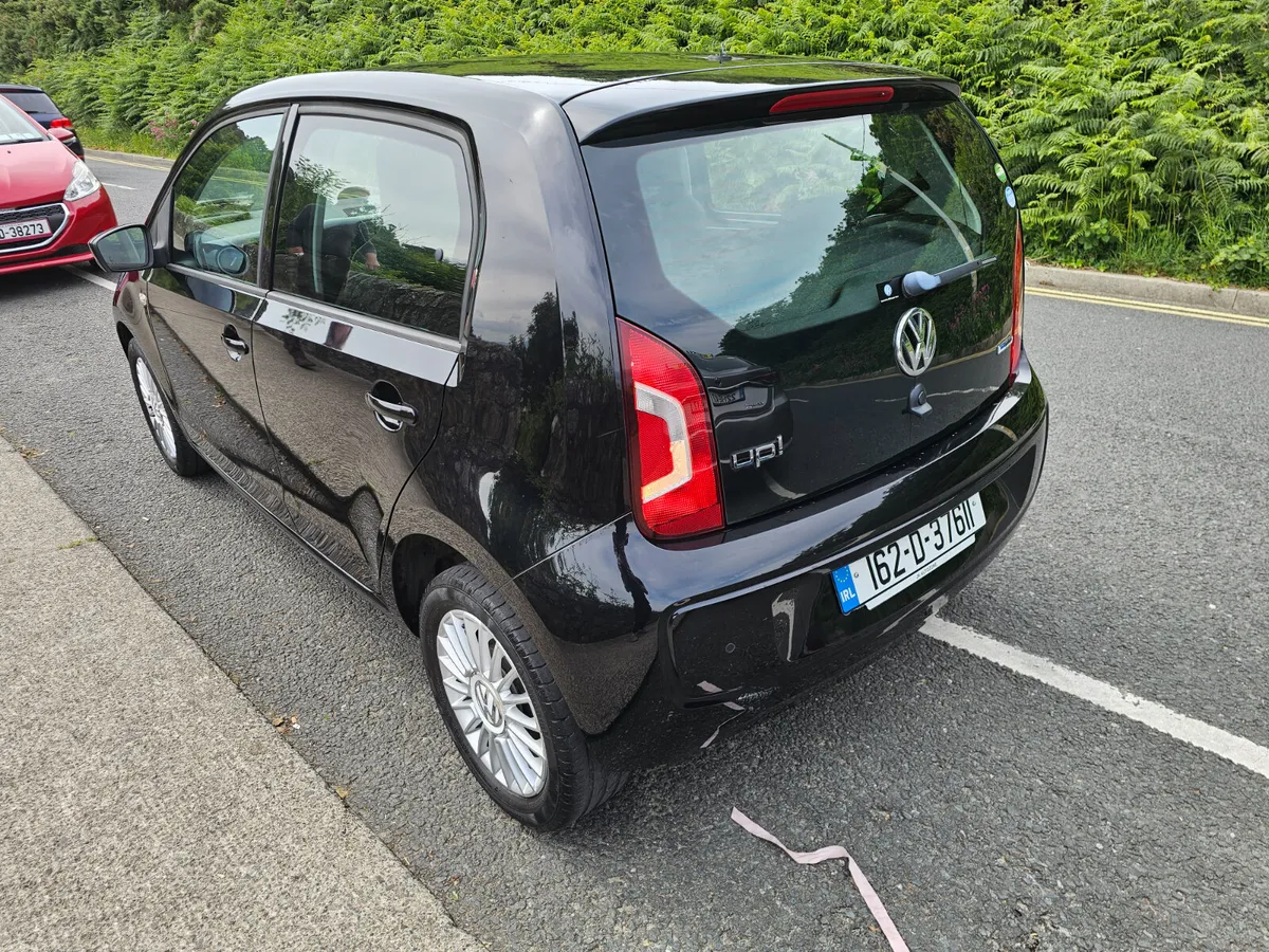 Volkswagen up! 2016 1.0l AUTO HIGH SPEC - Image 3