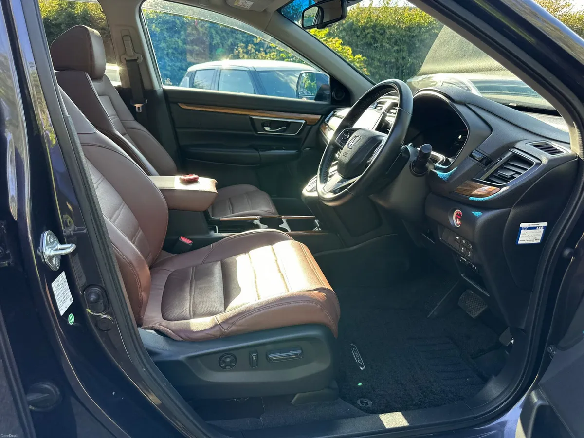 Honda CR-V Best spec!!! - Image 5