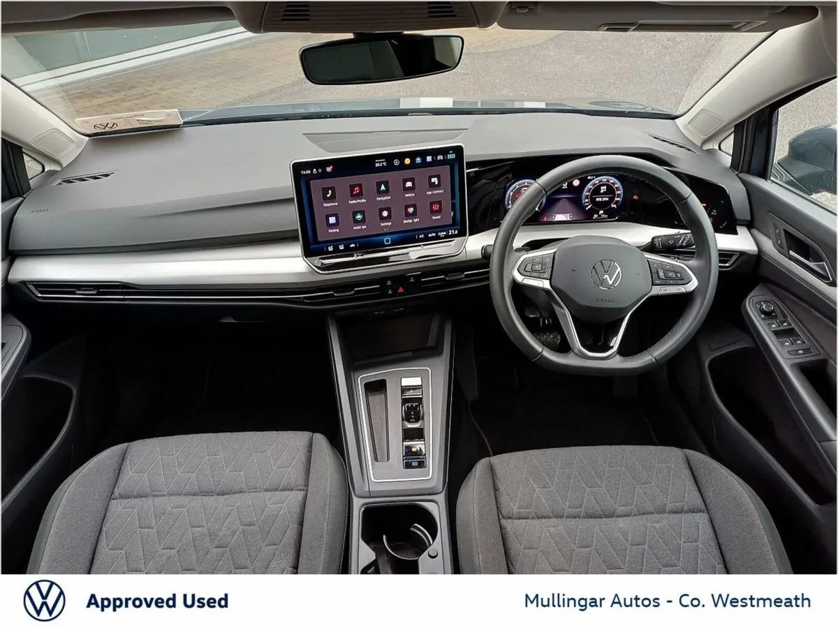 Volkswagen Golf GOLF EDITION 75 1.5 MHEV 116HP - Image 3