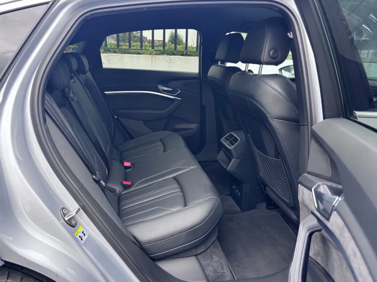 AUDI E - TRON S LINE 55 QUATTRO SPORTBACK - Image 5