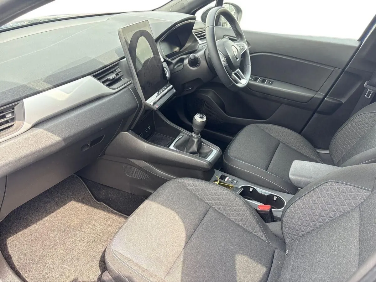 Renault Captur TCe 90 Evolution - Image 4