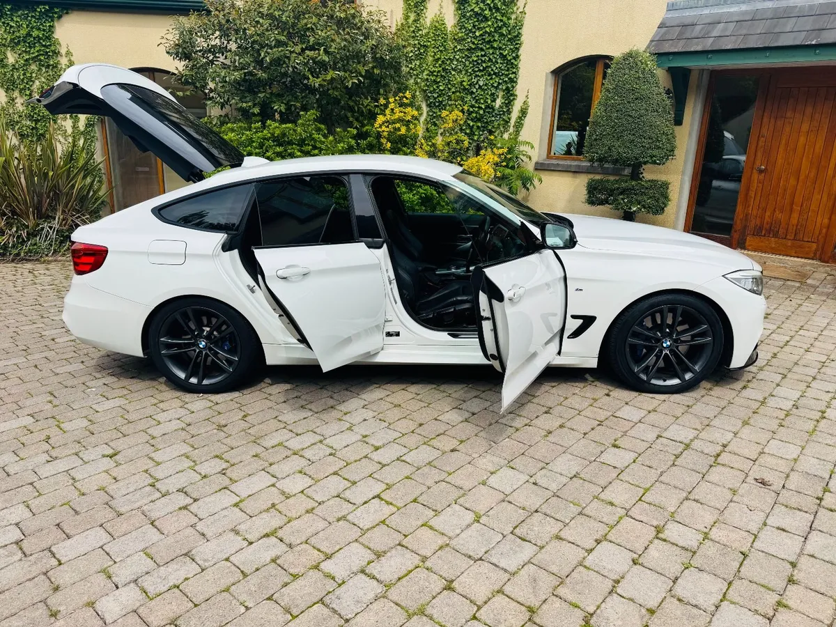 BMW 320d AUTO GT M SPORT MEGA SPEC FREE DELIVERY - Image 4
