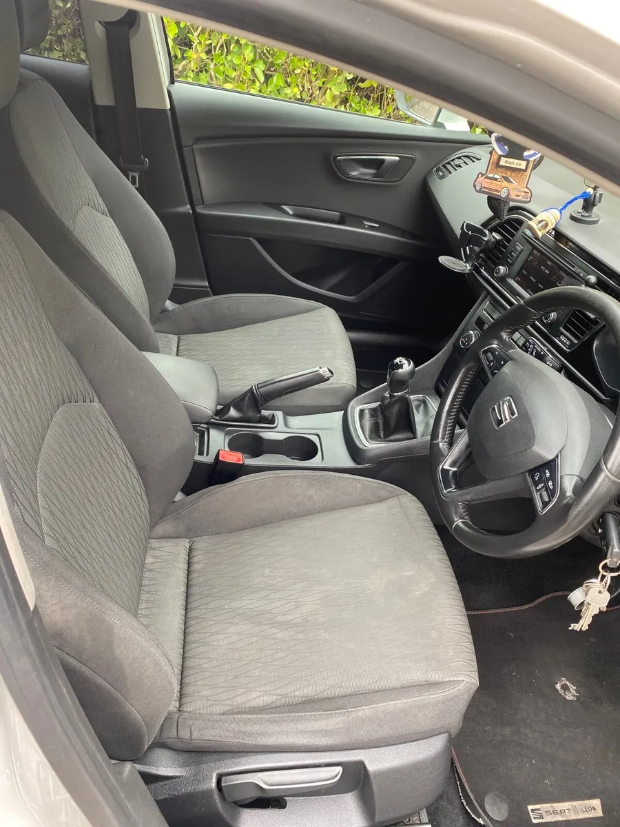 SEAT Leon 2015 - Image 5