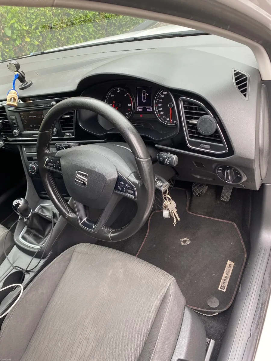 SEAT Leon 2015 - Image 4