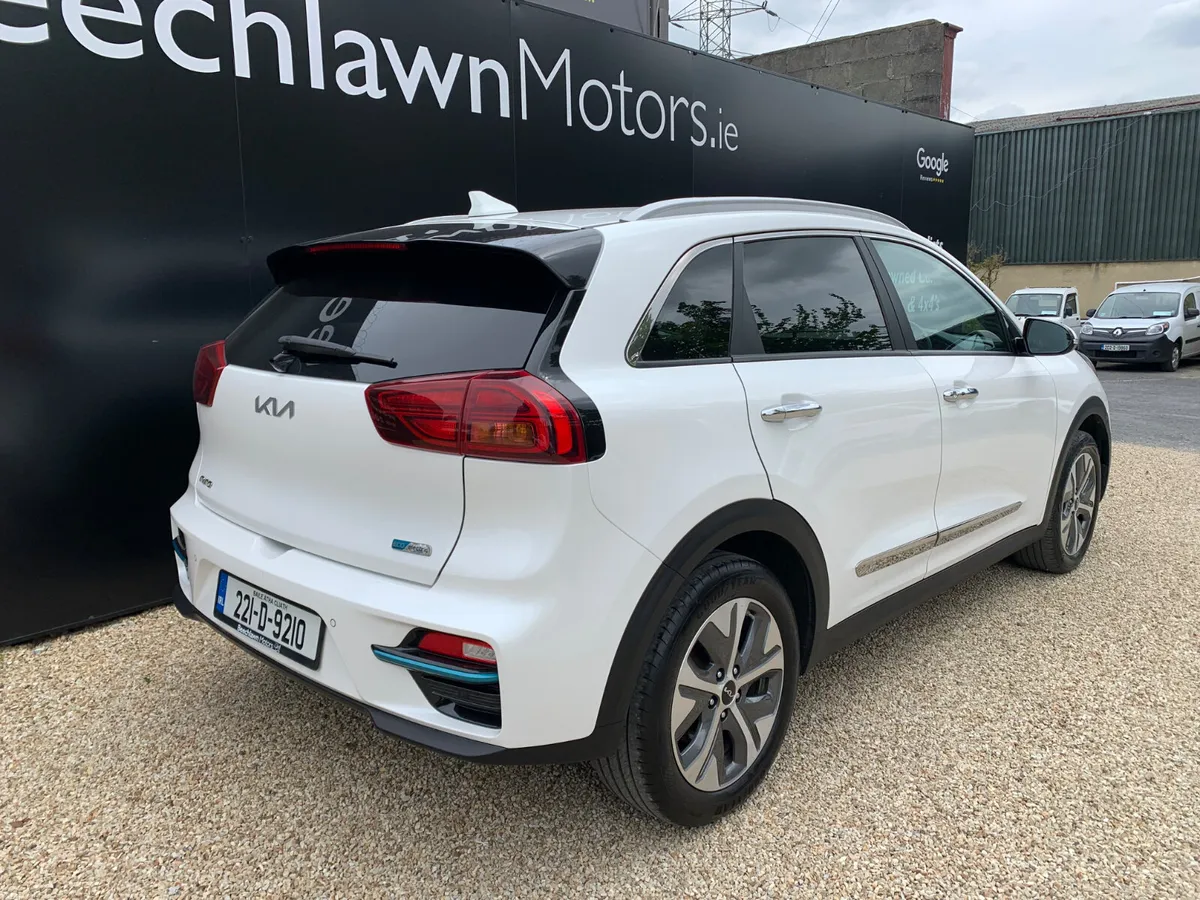2022 KIA E-NIRO EV 64KWH LONG RANGE 5DR - Image 4
