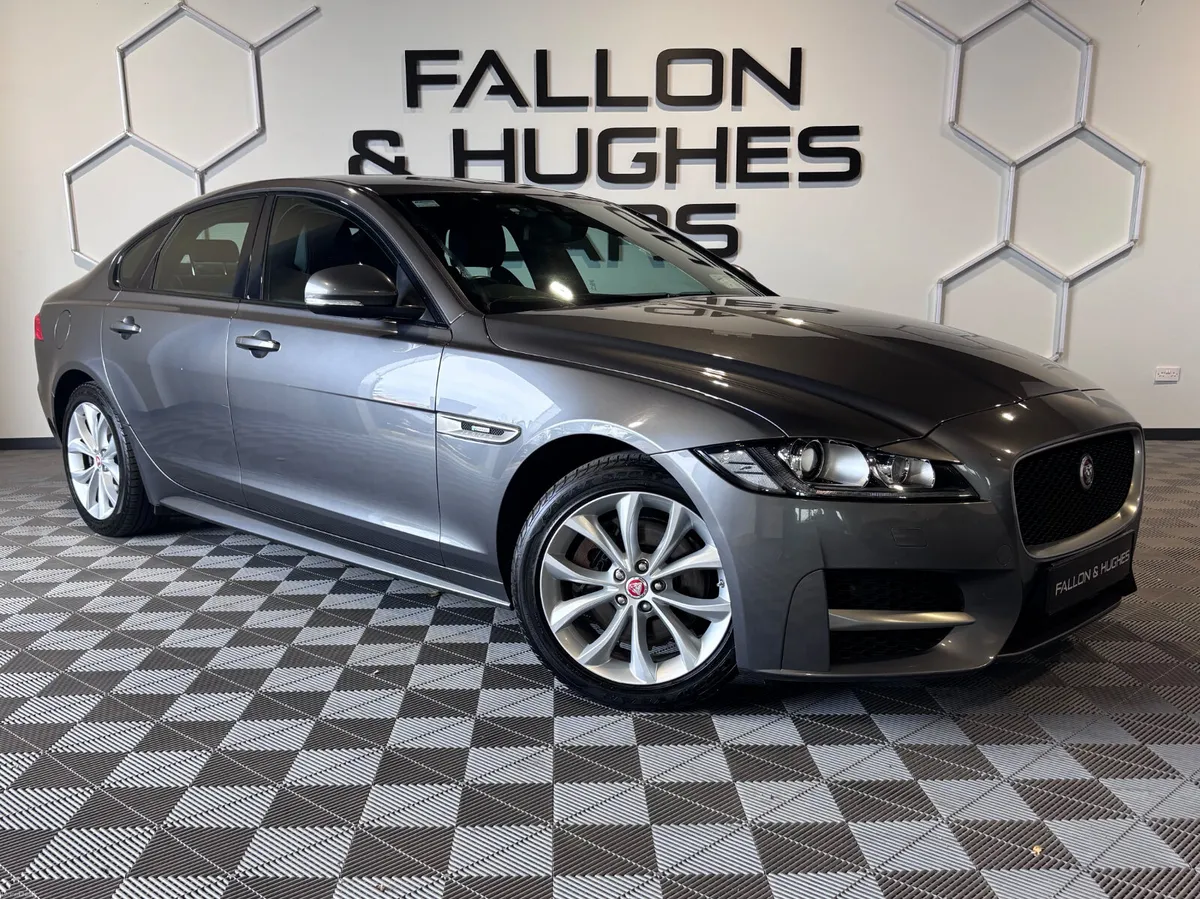 JAGUAR XF 2.0 D RWD R-SPORT  AUTO - Image 1