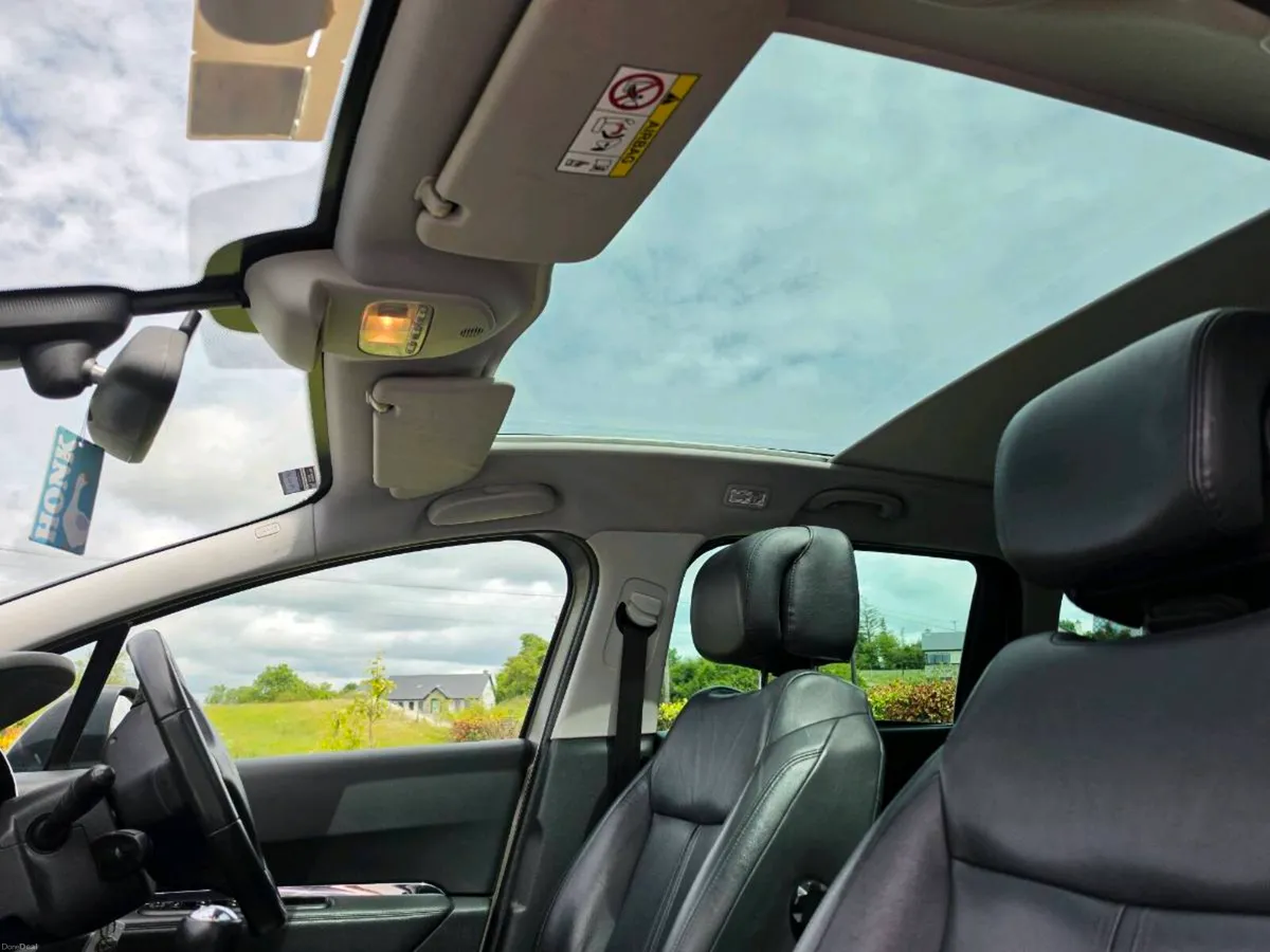 Peugeot 5008 - Image 4