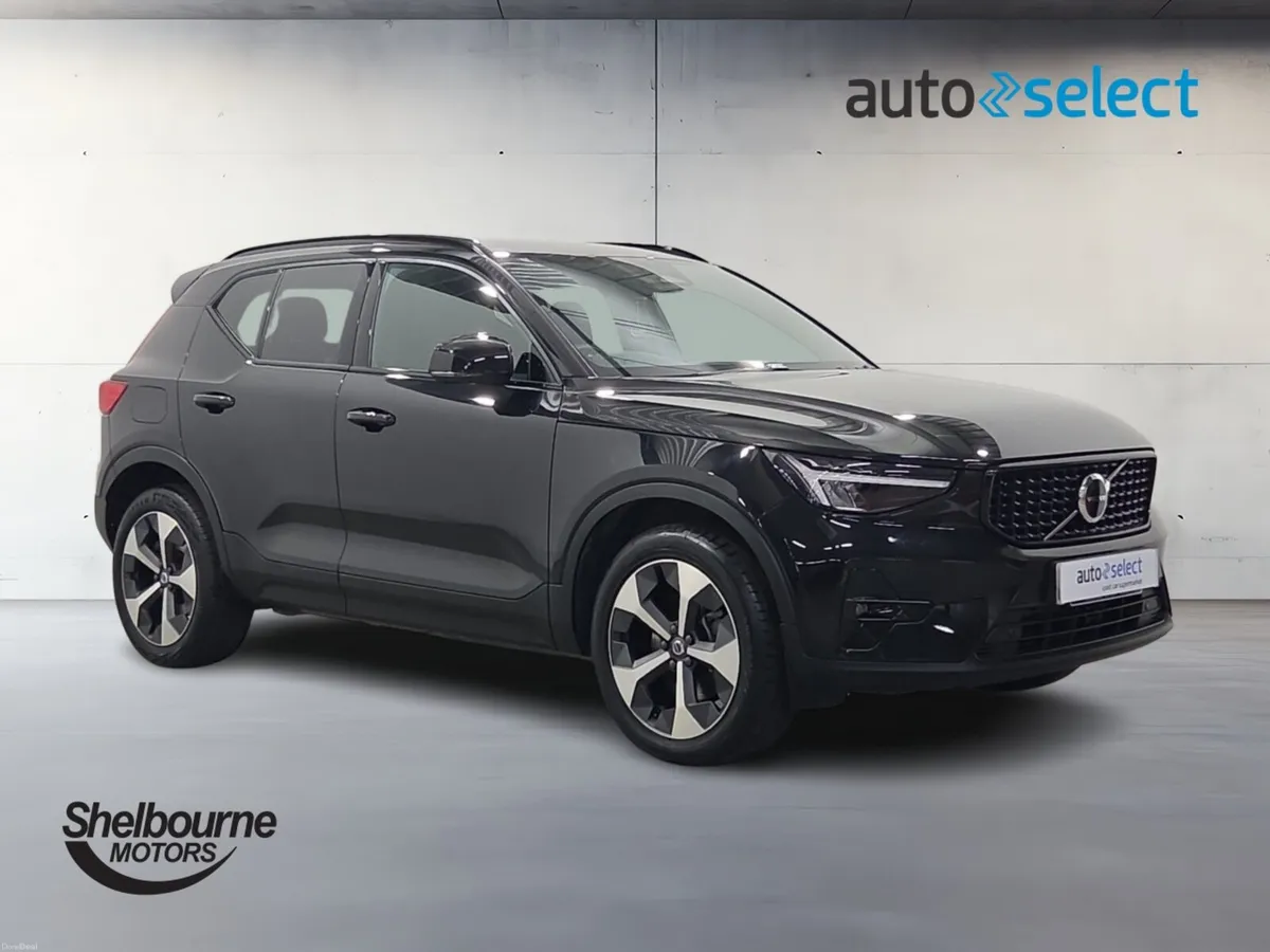 Volvo XC40 2.0 B4P Plus Dark 5dr Auto - Image 1