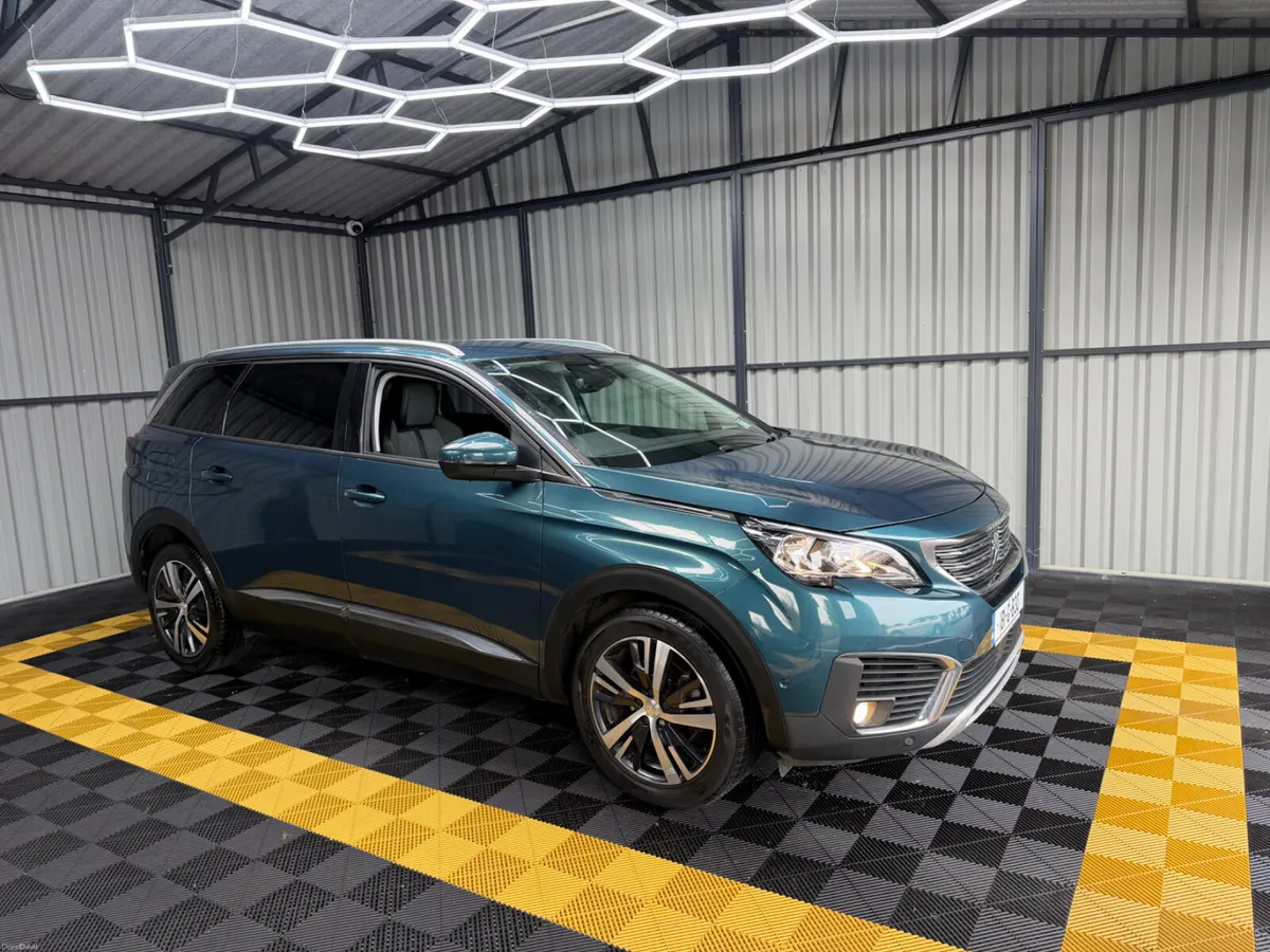 Peugeot 5008 Allure 2018 1.2 Petrol - Image 2