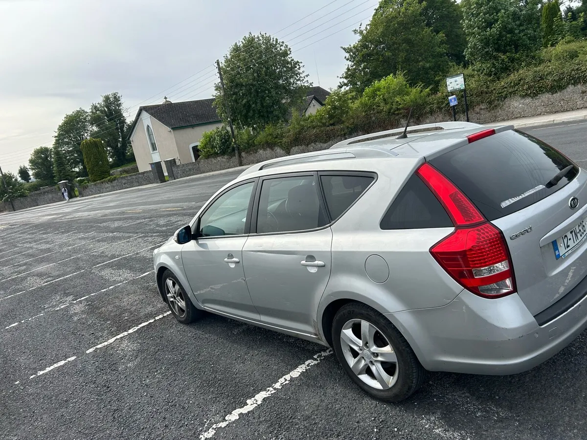 2012 Kia ceed estate - Image 2