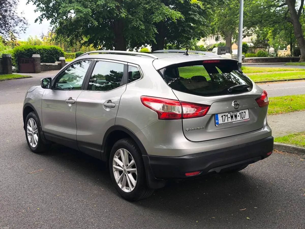 2017 QASHQAI 1.2 SV ONLY 82km PANORAMIC ROOF - Image 2