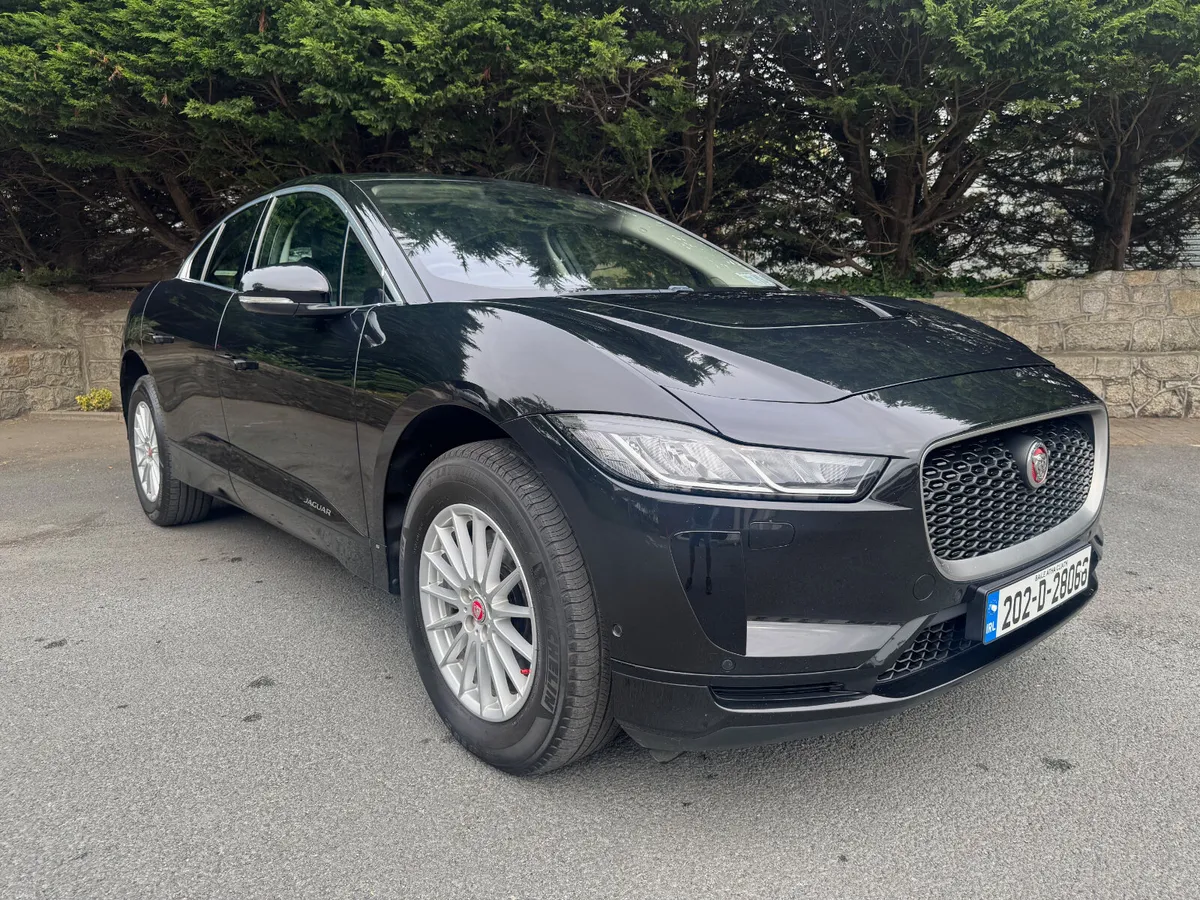 Jaguar I-Pace EV400 in exceptional cond & warranty - Image 1