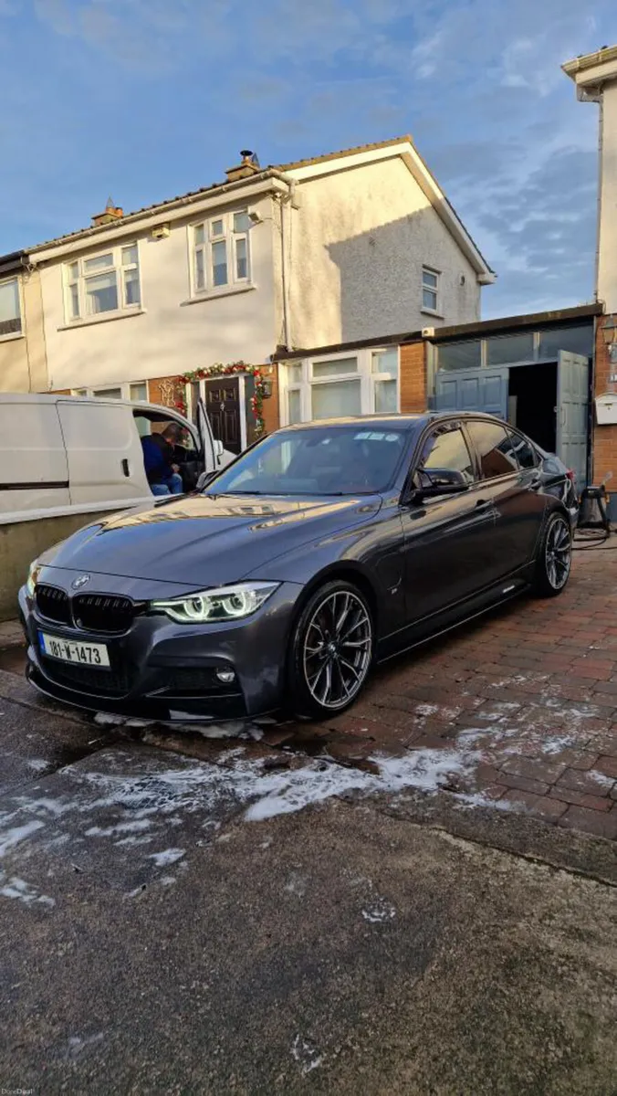 2018 BMW 330e M Sport Shadow Edition - Image 1