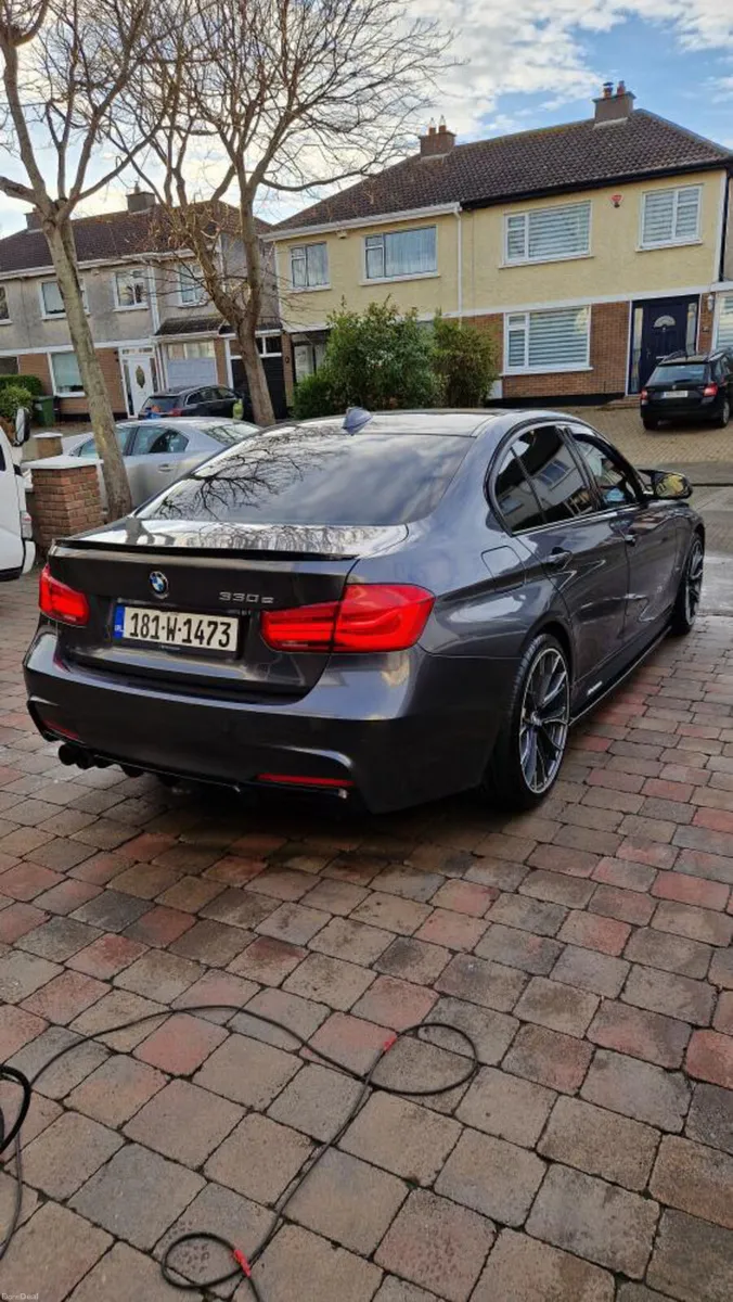 2018 BMW 330e M Sport Shadow Edition - Image 2