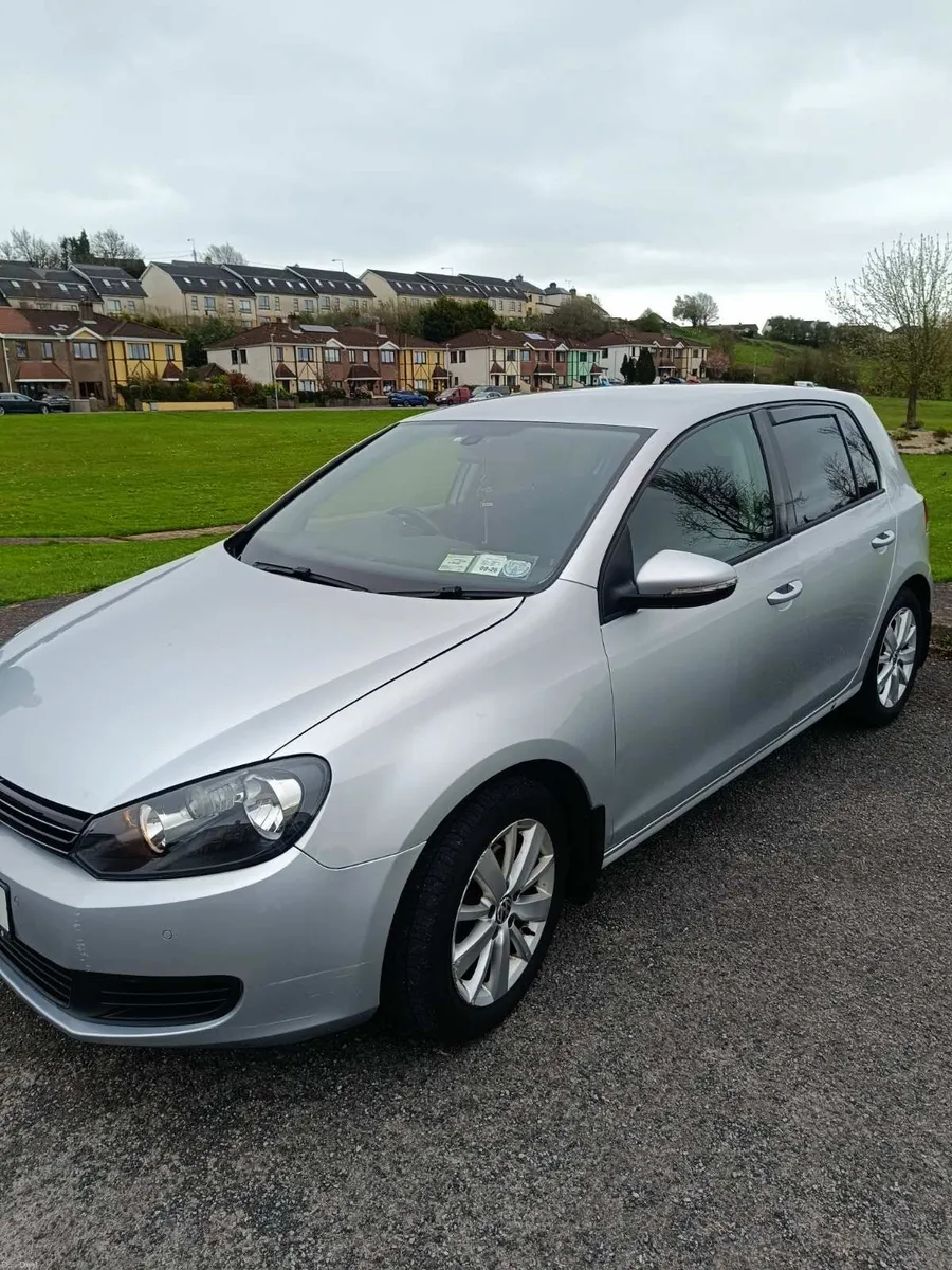 Volkswagen Golf 2011 - Image 1