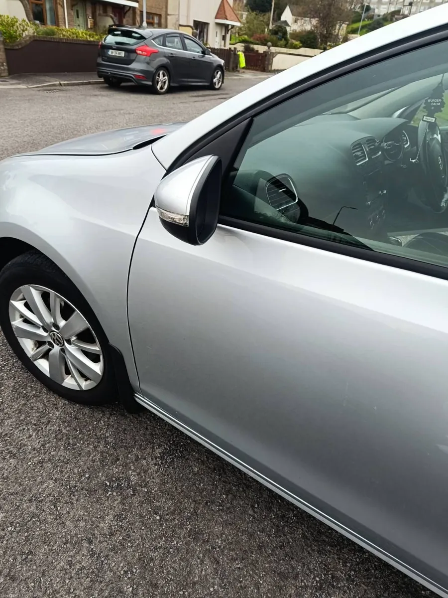 Volkswagen Golf 2011 - Image 4
