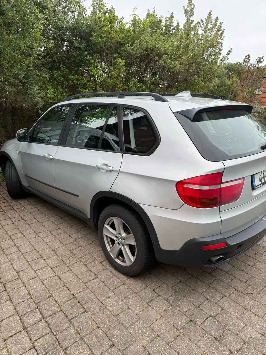 BMW x5 - Image 1