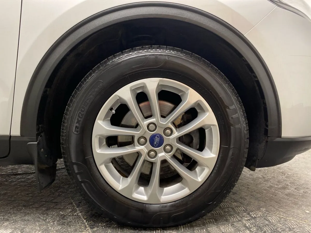 Ford Kuga 1.5 EcoBlue 120PS Titanium - Image 5