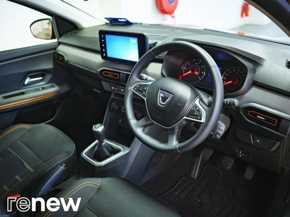 Dacia Sandero Stepway TCe 90 STEPWAY Comfort - Image 6