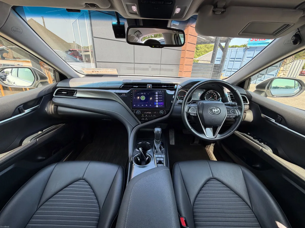 Top Spec - World Sport Edition - Leather - Image 2