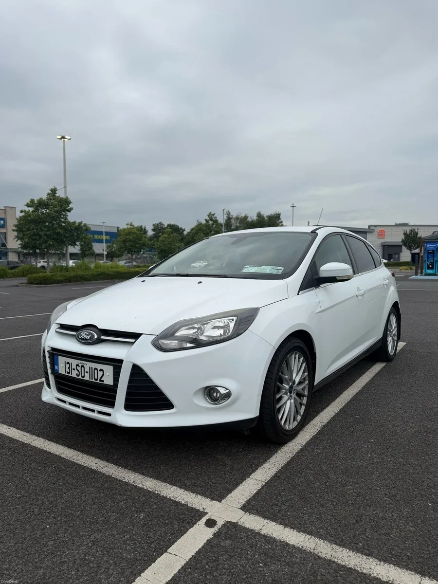2013 ford focus Nct 12/26 147k kms Deposit taken! - Image 2