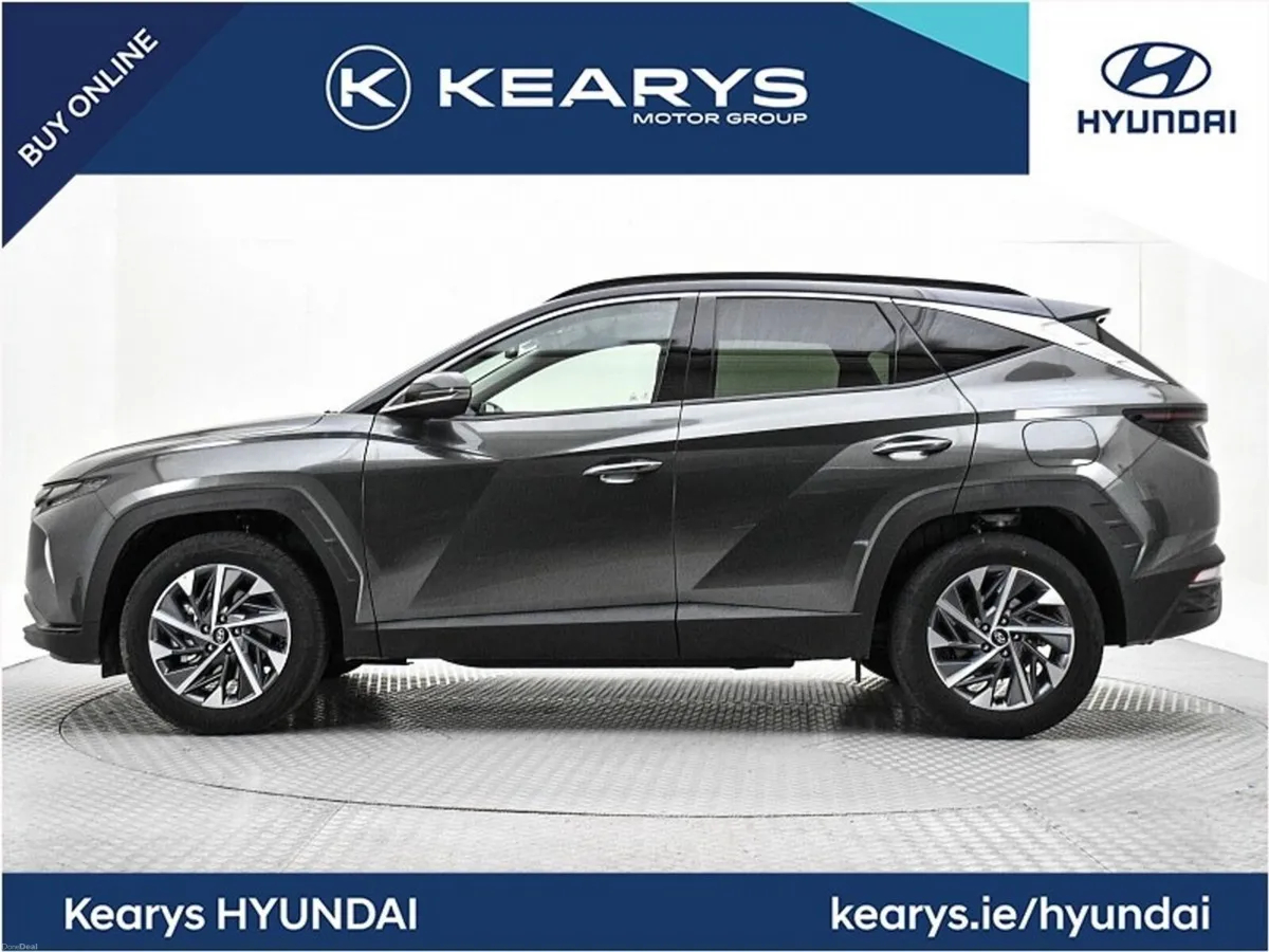 Hyundai Tucson Executive Plus w 2 Tone Roof - Image 3
