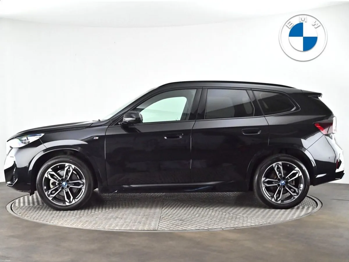 BMW iX1 xDrive30 M Sport - Image 3