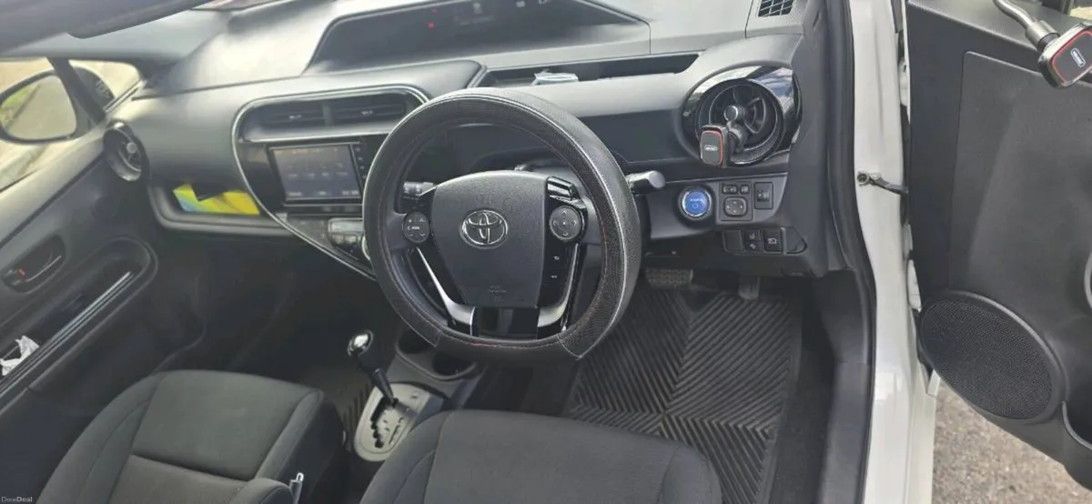 Toyota Aqua Hybrid push start Low mileage 70k - Image 3